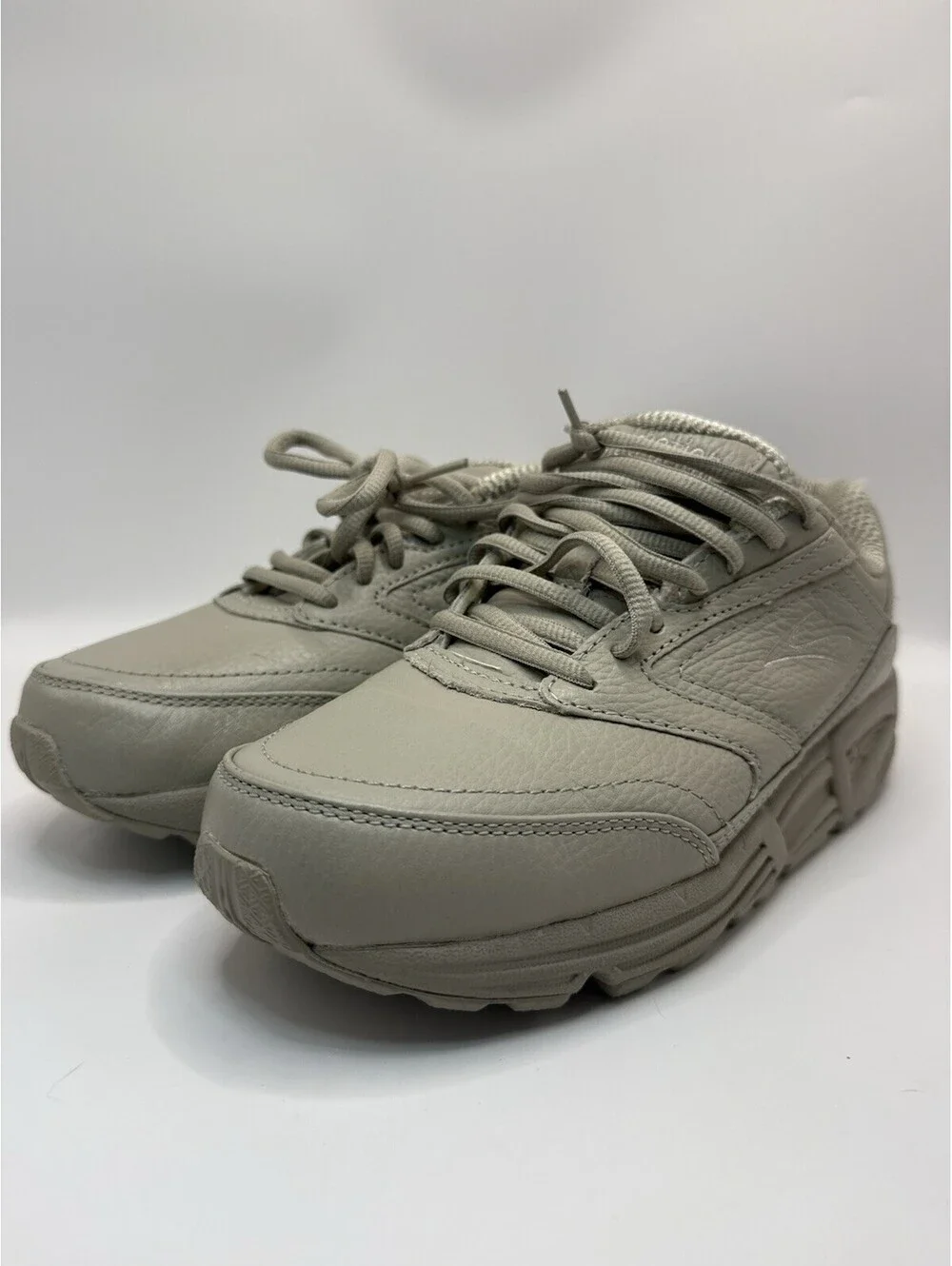 Brooks Addiction Walker 1200321B12 Walking Shoes Taupe Womens 7.5 Wide NWOB